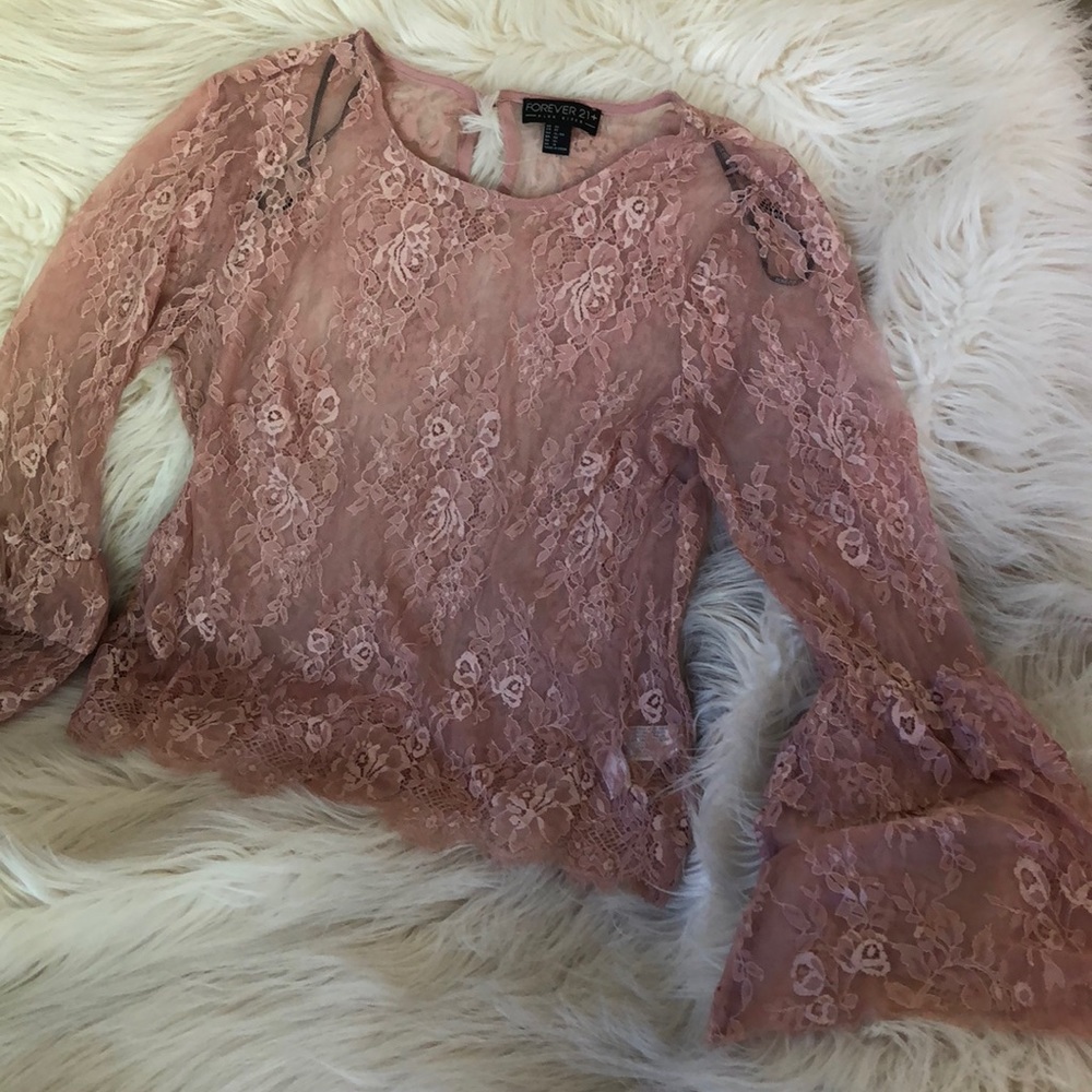 Beautiful, Mauve, lace, bell sleeved blouse